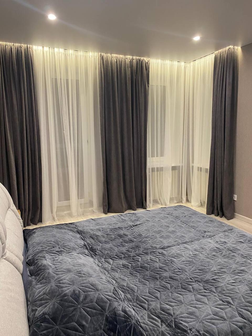 Apartpoltava Двокімнатні Апартаменти З Джакузі Біля Листопаду エクステリア 写真